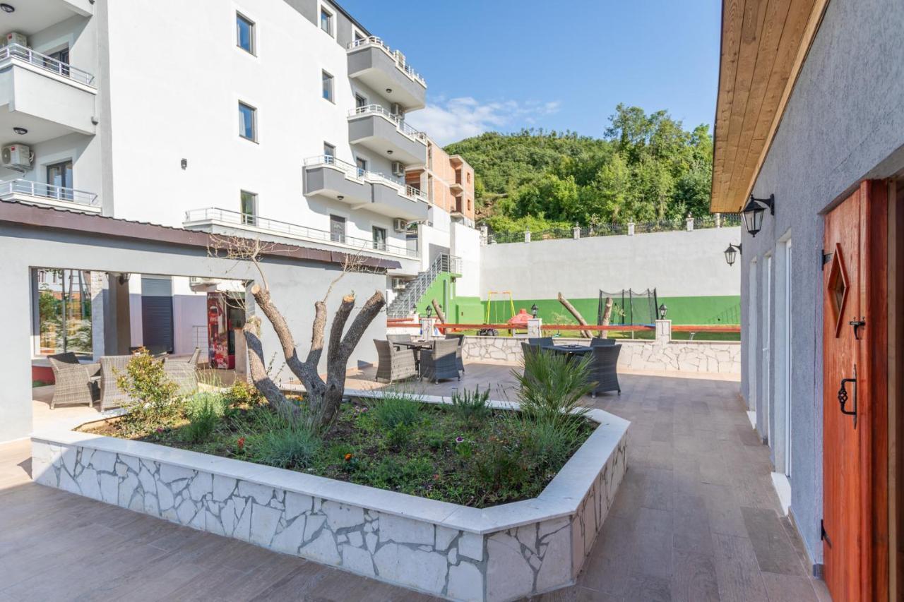 Resort Bevilacqua Budva Exterior photo